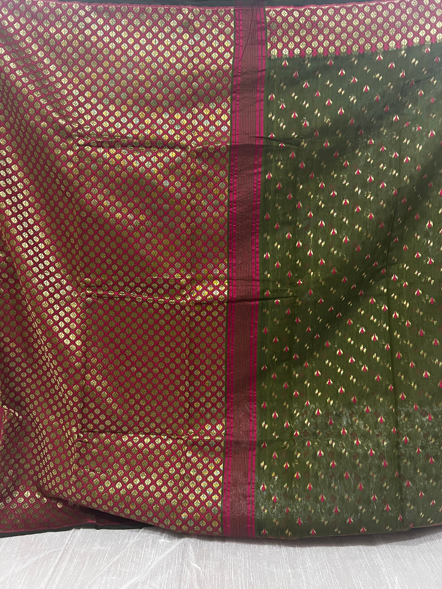 Green colour Shiuli Jamdani Saree